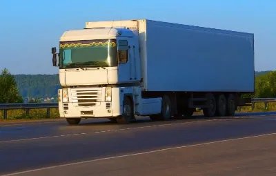 İzmir ile Bayburt Arası Öğrenci Eşyası Taşıma